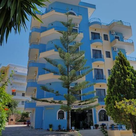 סרנדה Blue Heaven Hotel מראה חיצוני תמונה