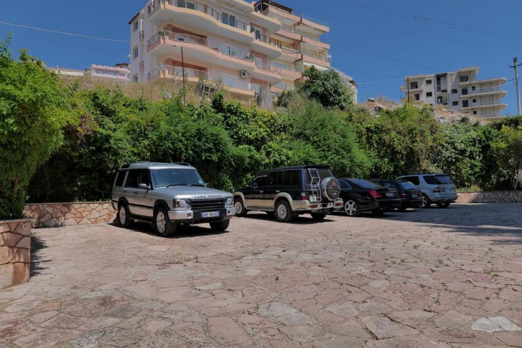 סרנדה Blue Heaven Hotel מראה חיצוני תמונה