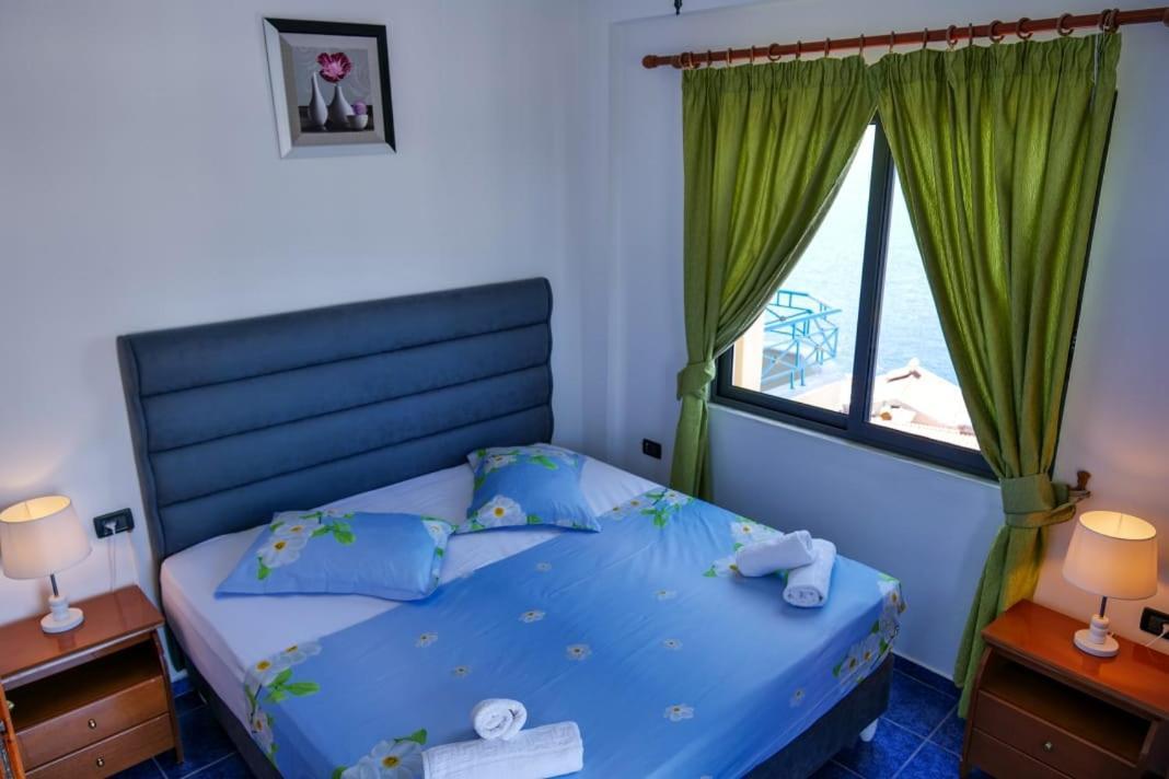 סרנדה Blue Heaven Hotel מראה חיצוני תמונה