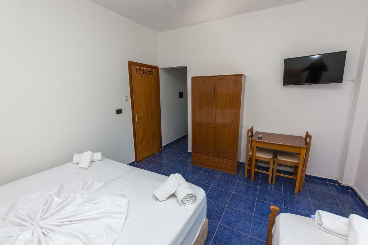 סרנדה Blue Heaven Hotel מראה חיצוני תמונה