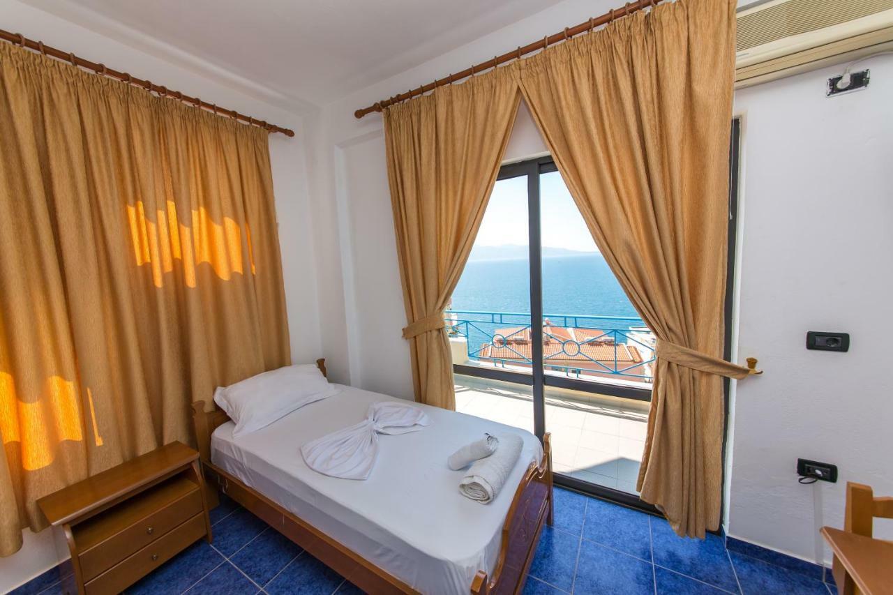 סרנדה Blue Heaven Hotel מראה חיצוני תמונה
