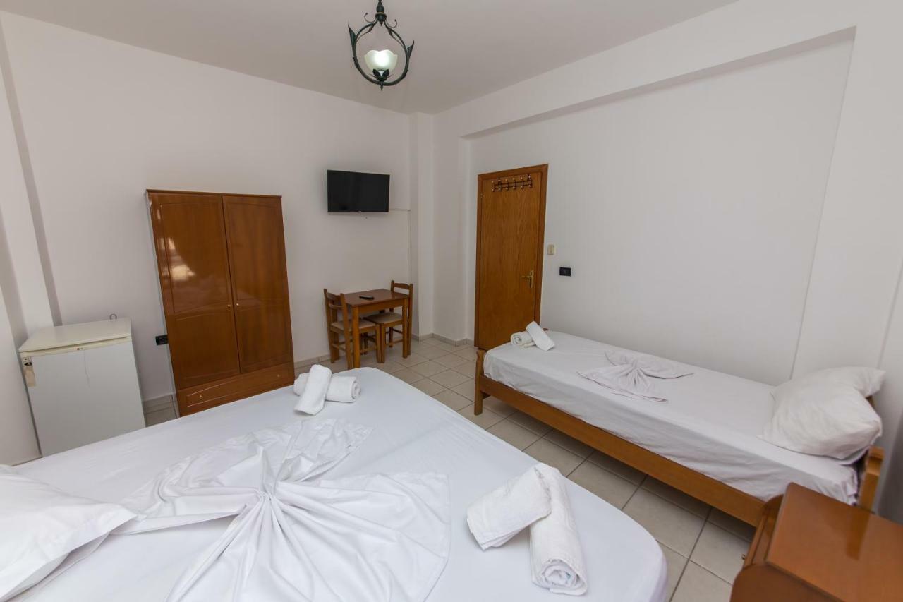 סרנדה Blue Heaven Hotel מראה חיצוני תמונה